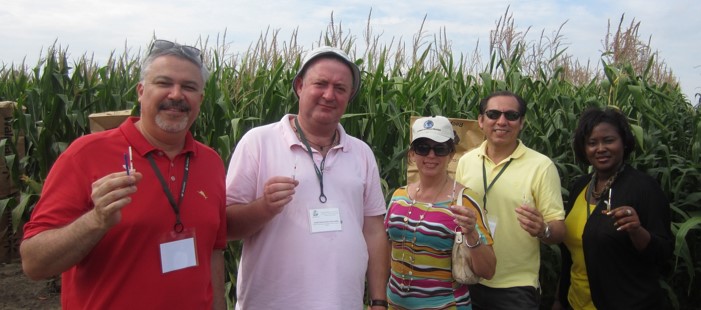 An International Short Course in Agricultural Biotechnology